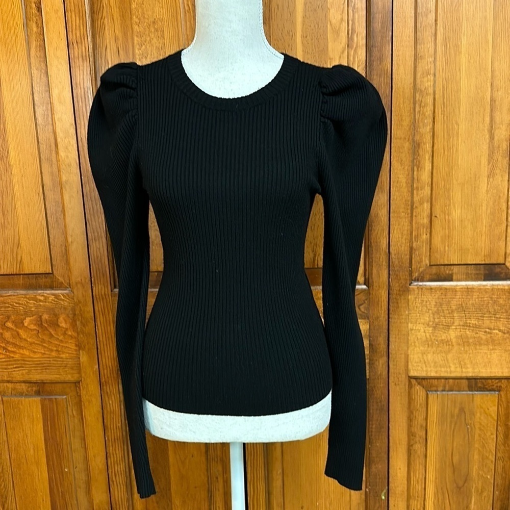 Express Black Puff Longsleeved Pullover Crew Neck Ribbed Knit Sweater Small